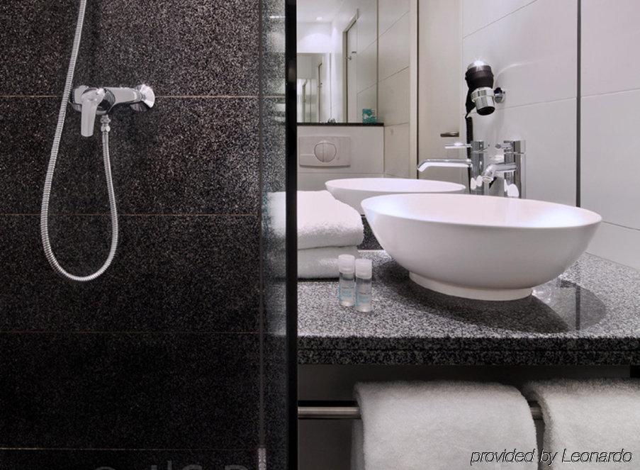 Motel One Berlin Ku'Damm Cameră foto