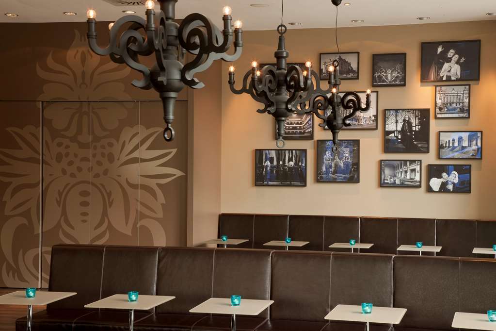 Motel One Berlin Ku'Damm Restaurant foto